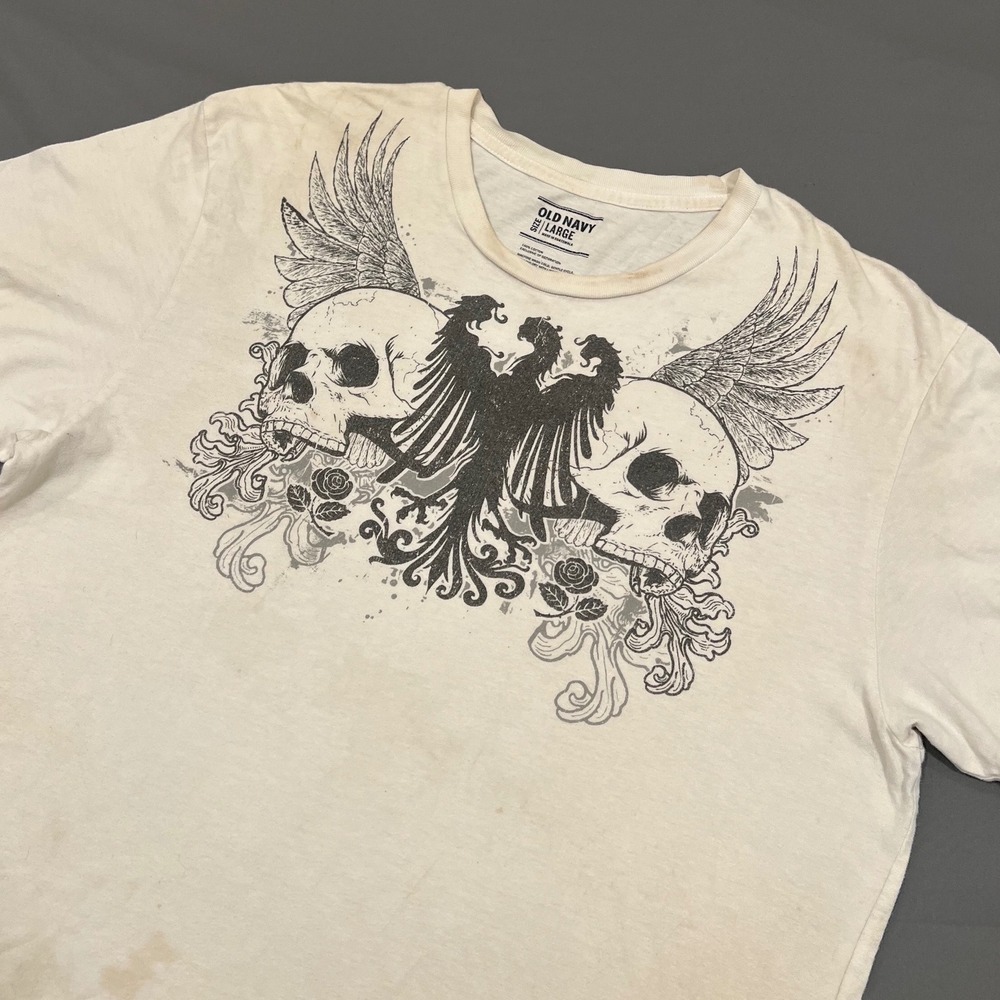 Old Navy Mens Large Cream Graphic Tee Skulls Eagle Wings Grunge Y2K Biker Edgy